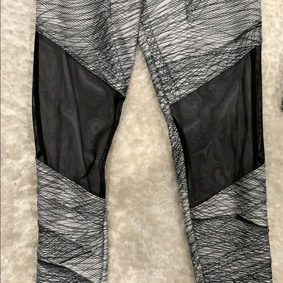 Onzie Midi legging - Picture 2 of 6